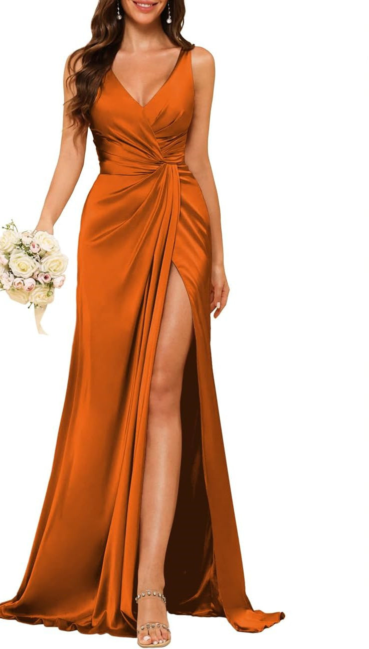 Sheath/Column V Neck Bridesmaid Dress with Slit