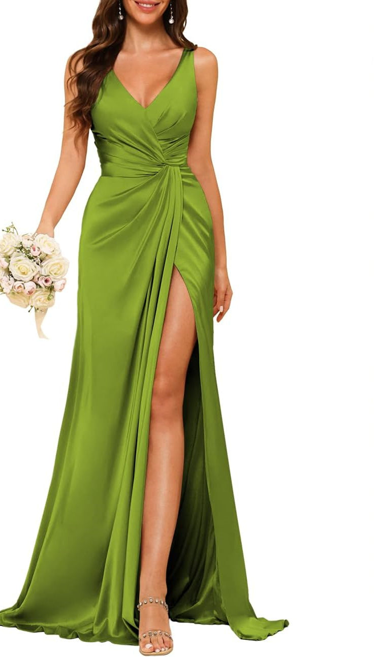 Sheath/Column V Neck Bridesmaid Dress with Slit