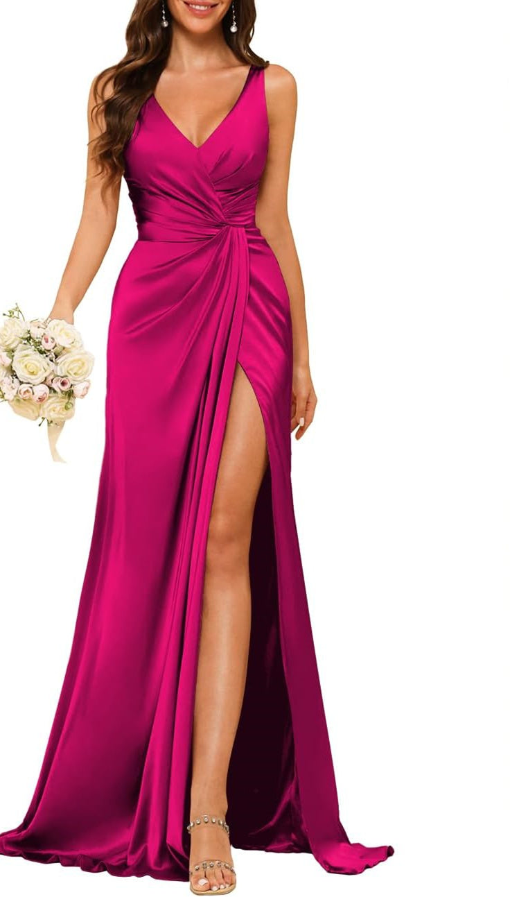 Sheath/Column V Neck Bridesmaid Dress with Slit