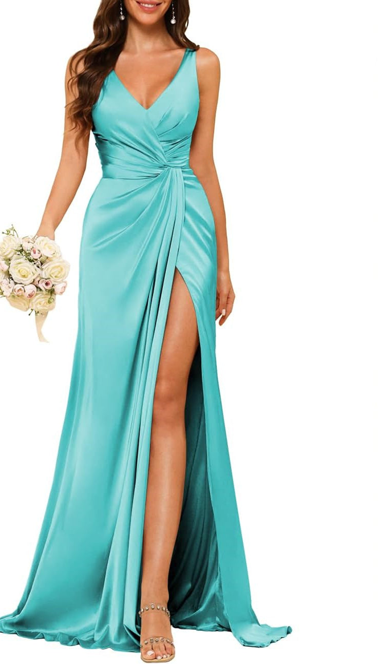 Sheath/Column V Neck Bridesmaid Dress with Slit