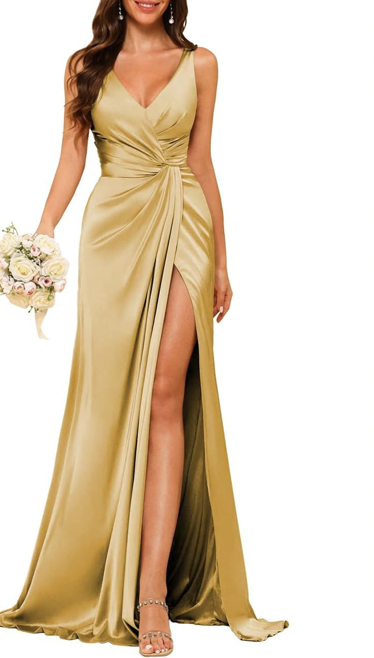 Sheath/Column V Neck Bridesmaid Dress with Slit