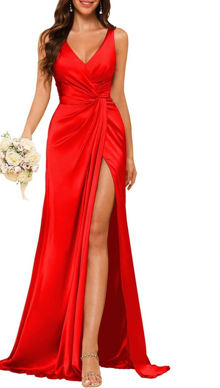 Sheath/Column V Neck Bridesmaid Dress with Slit