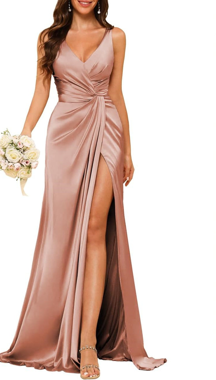 Sheath/Column V Neck Bridesmaid Dress with Slit