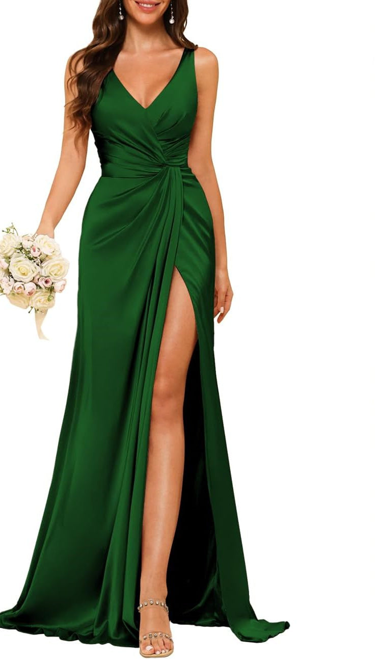 Sheath/Column V Neck Bridesmaid Dress with Slit
