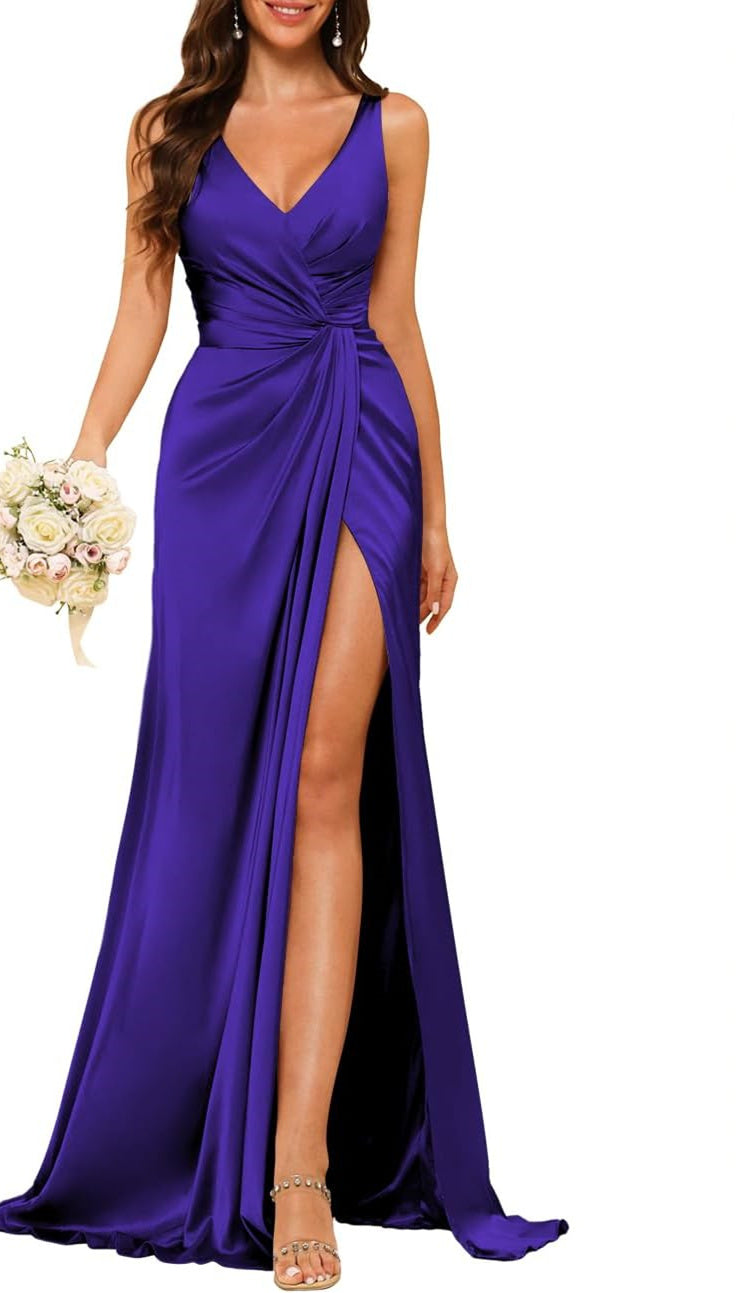 Sheath/Column V Neck Bridesmaid Dress with Slit