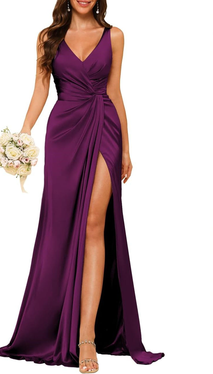 Sheath/Column V Neck Bridesmaid Dress with Slit
