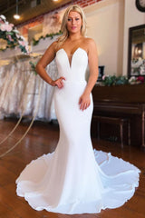 Simple White Boho Mermaid Long Sleeveless Beach Wedding Dress