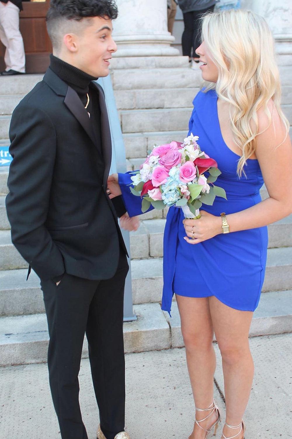 Sleek Black Notched Lapel 2-Piece Slim Fit Men's Prom Graduation Suit
