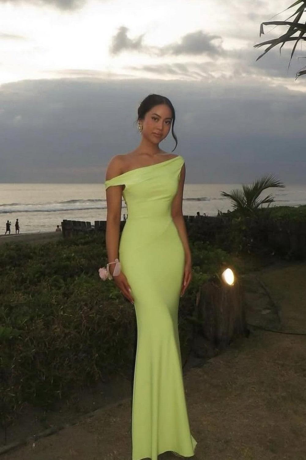 Sleek Pastel Yellow Off-Shoulder Mermaid Silhouette Prom Dress Formal Evening Gown