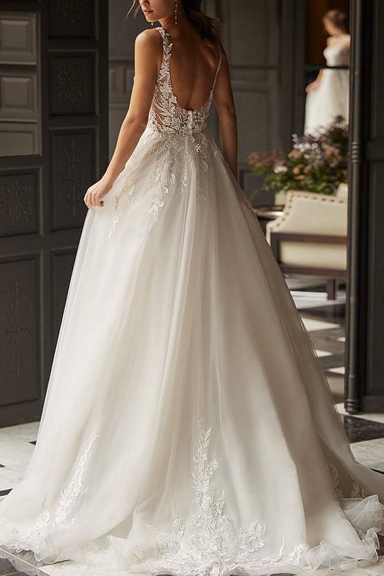 Sleeveless Sweep Train Tulle Beach Wedding Dress With Appliques Lace