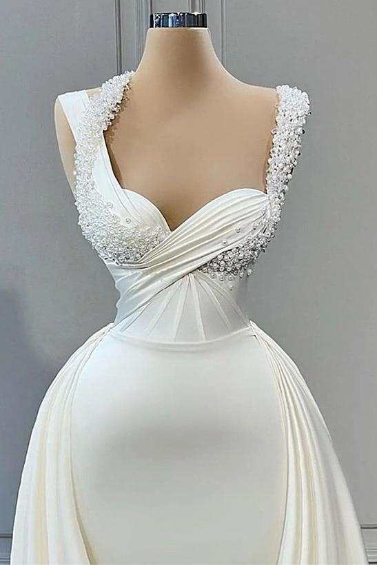 Sleeveless Sweetheart Wedding Dress with Sweep Train
