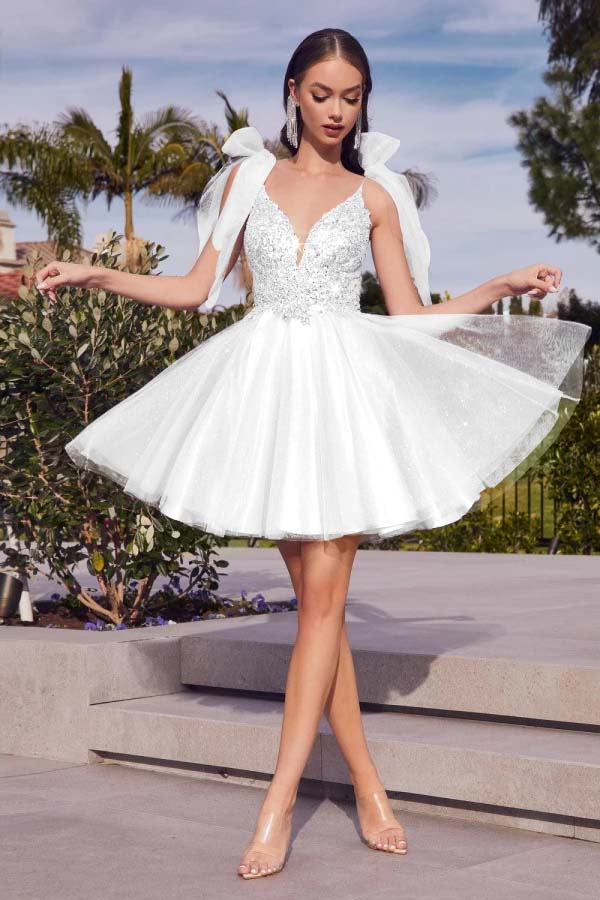 Spaghetti Straps Graduation Dress Sleeveless Short Cocktail Dress With Appliques