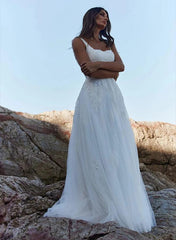 Square Neckline Sleeveless A-Line Tulle Beach Wedding Dresses With Appliques Lace
