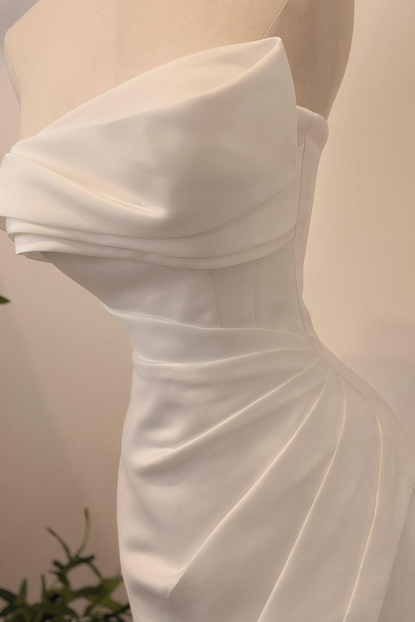 Strapless Wedding Dress Sheath Satin Bridal Gown with Slit