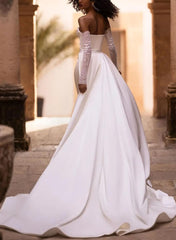 Sweetheart Elegant Lace Long Sleeves Bridal Gowns