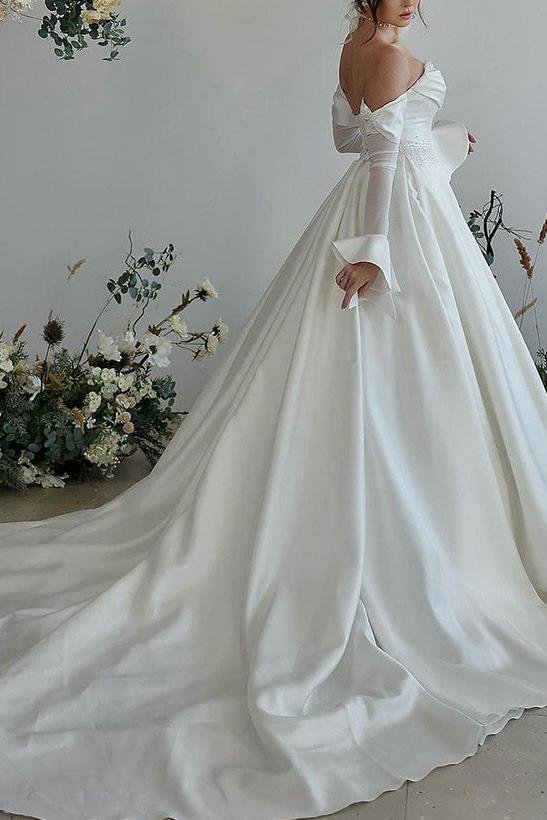 Sweetheart Long Sleeves Silk Like Satin Beach Wedding Dress With Beading