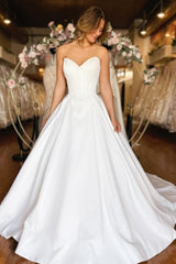 Sweetheart Long White Wedding Dress Strapless A Line Satin Bridal Gown With Pockets