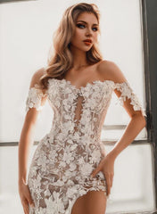 Sweetheart Short Sleeves Court Train Lace Beach Wedding Dresses With Appliques Lace