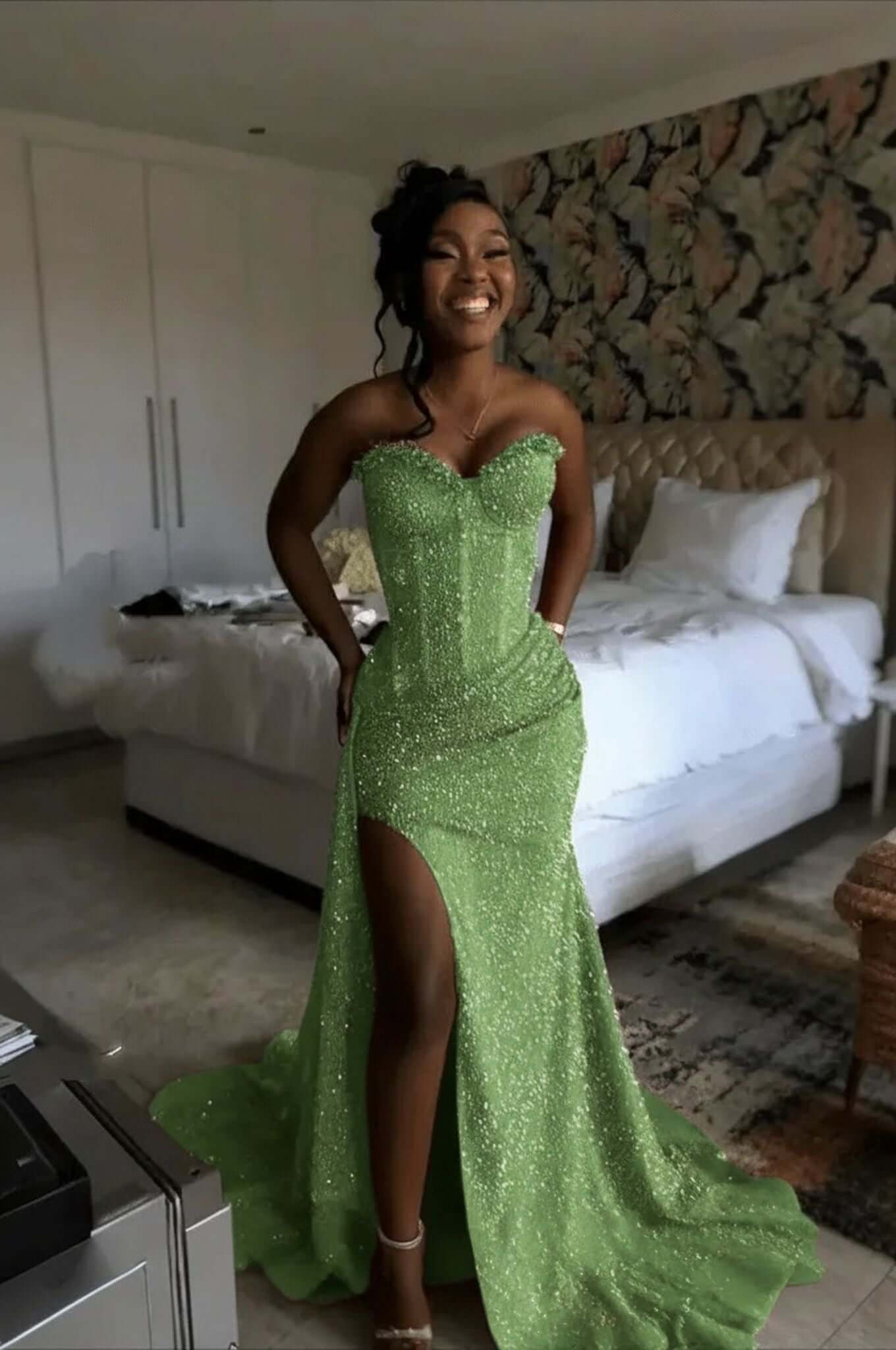 Orange Mermaid Prom Dress Sleeveless Sweetheart Sequined Evening Dress
