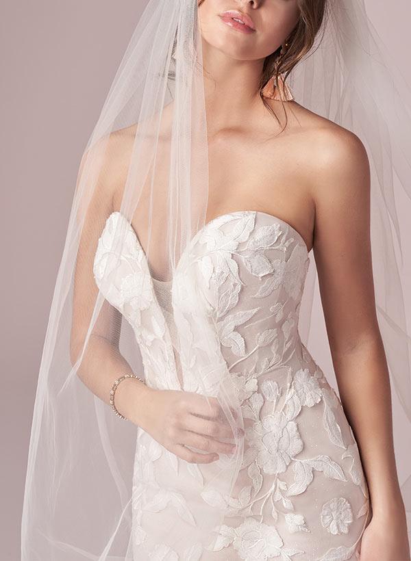Sweetheart Sleeveless Sweep Train Lace Mermaid Beach Wedding Dresses