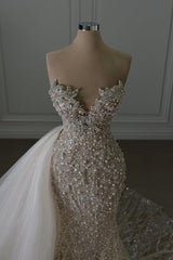 Sweetheart Wedding Dress Mermaid Sleeveless Beaded Lace Bridal Gown