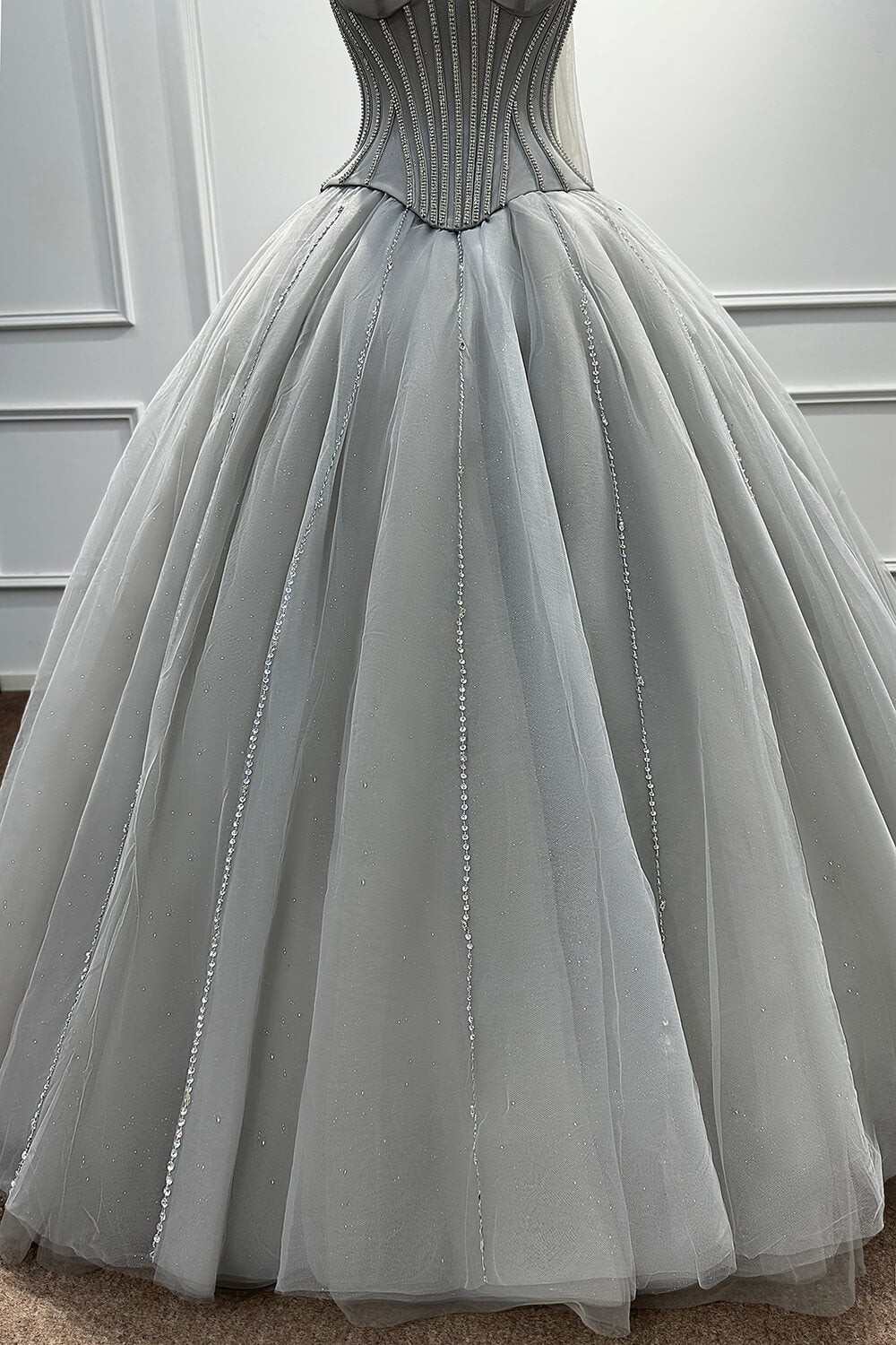 Sweetheart Corset Evening Dress A Line Grey Tulle Prom Dress with Beadings and Rhinestones