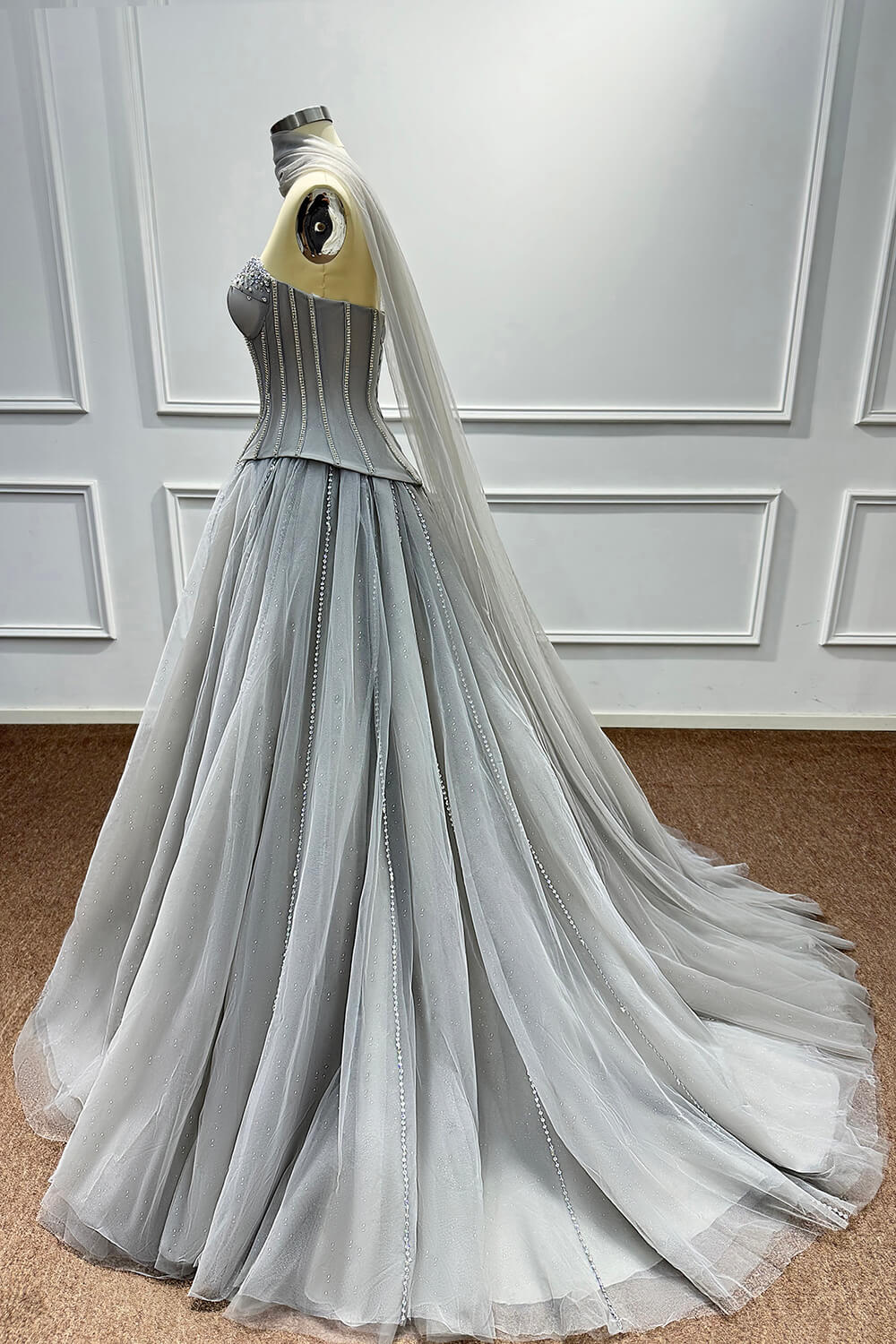 Sweetheart Corset Evening Dress A Line Grey Tulle Prom Dress with Beadings and Rhinestones