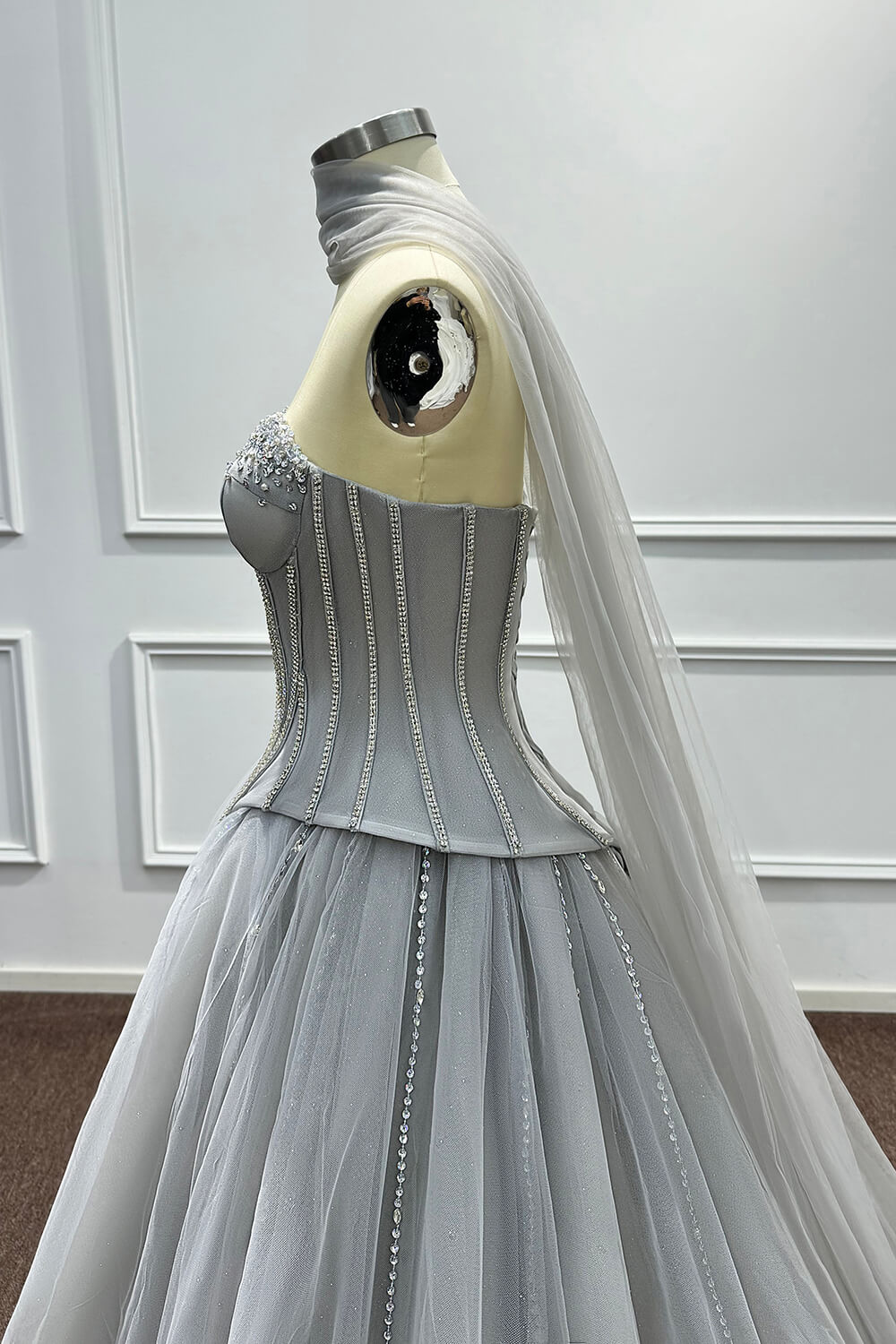 Sweetheart Corset Evening Dress A Line Grey Tulle Prom Dress with Beadings and Rhinestones