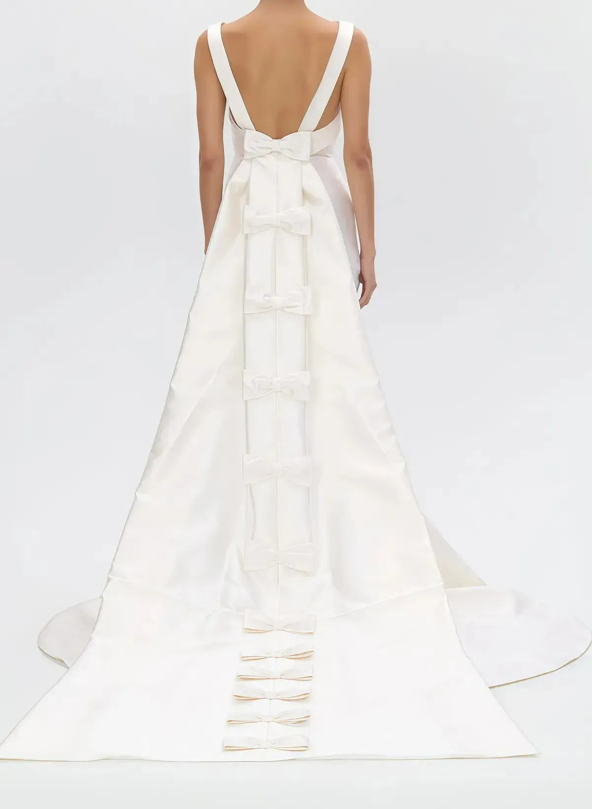 Trumpet Mermaid Scoop Neck Sleeveless Satin Wedding Dress with Detachable Bow Train
