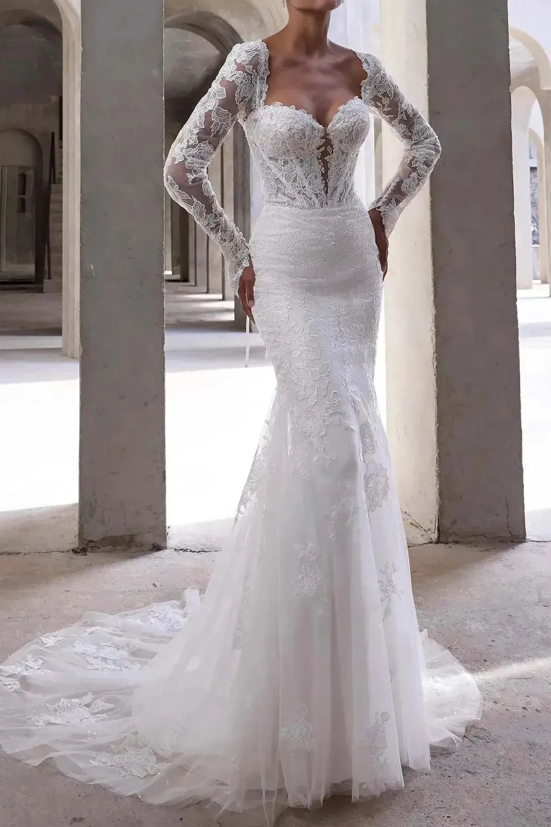 Trumpet Mermaid Sweetheart Long Sleeves Court Train Elastic Satin Wedding Dress with Appliques