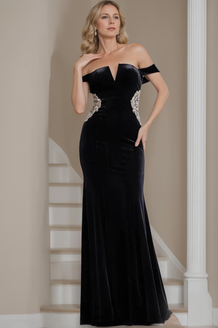V-Neck Sleeveless Floor-Length Sheath/Column Mother of the Bride Dress With Beaded Applique