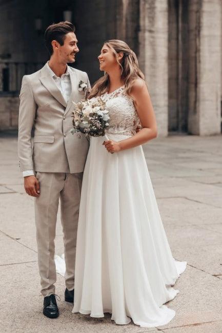 White Beach Wedding Dress A Line Lace Chiffon Sleeveless Backless Bridal Gown