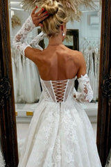 White Beach Wedding Dress A Line Strapless Sleeveless Cathedral Train Lace Bridal Gown With Appliques