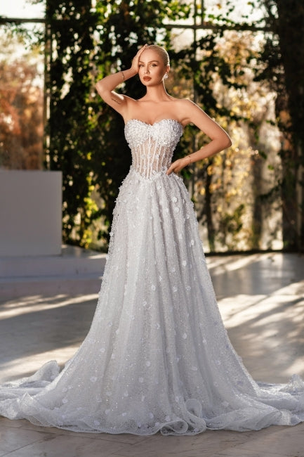 White Beach Wedding Dress Sweetheart A Line Sleeveless Sequined Sweep Train Tulle Bridal Gown With 3D Flowers