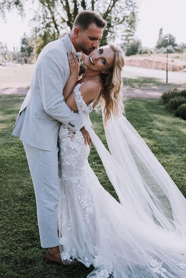 White Beach Wedding Dress V Neck Lace Mermaid Spaghetti Strap Off The Shoulder Cap Sleeves Bridal Gown