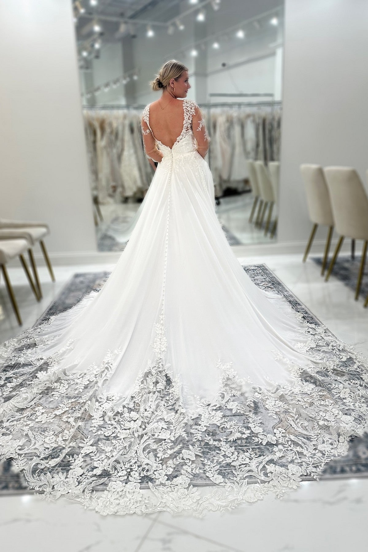 White Wedding Dress Lace A Line V Neck Backless Sleeves Cathedral Train Chiffon Bridal Gown