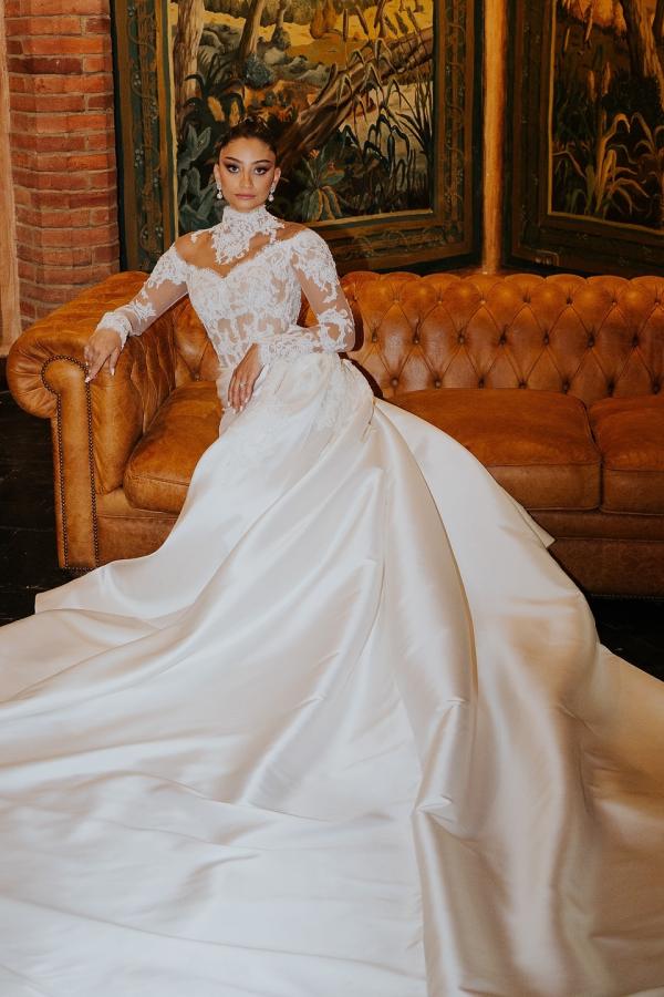 White Wedding Dress Mermaid High Neck Lace Satin Ruffle Detachable Panel Train Bridal Gown With Appliques