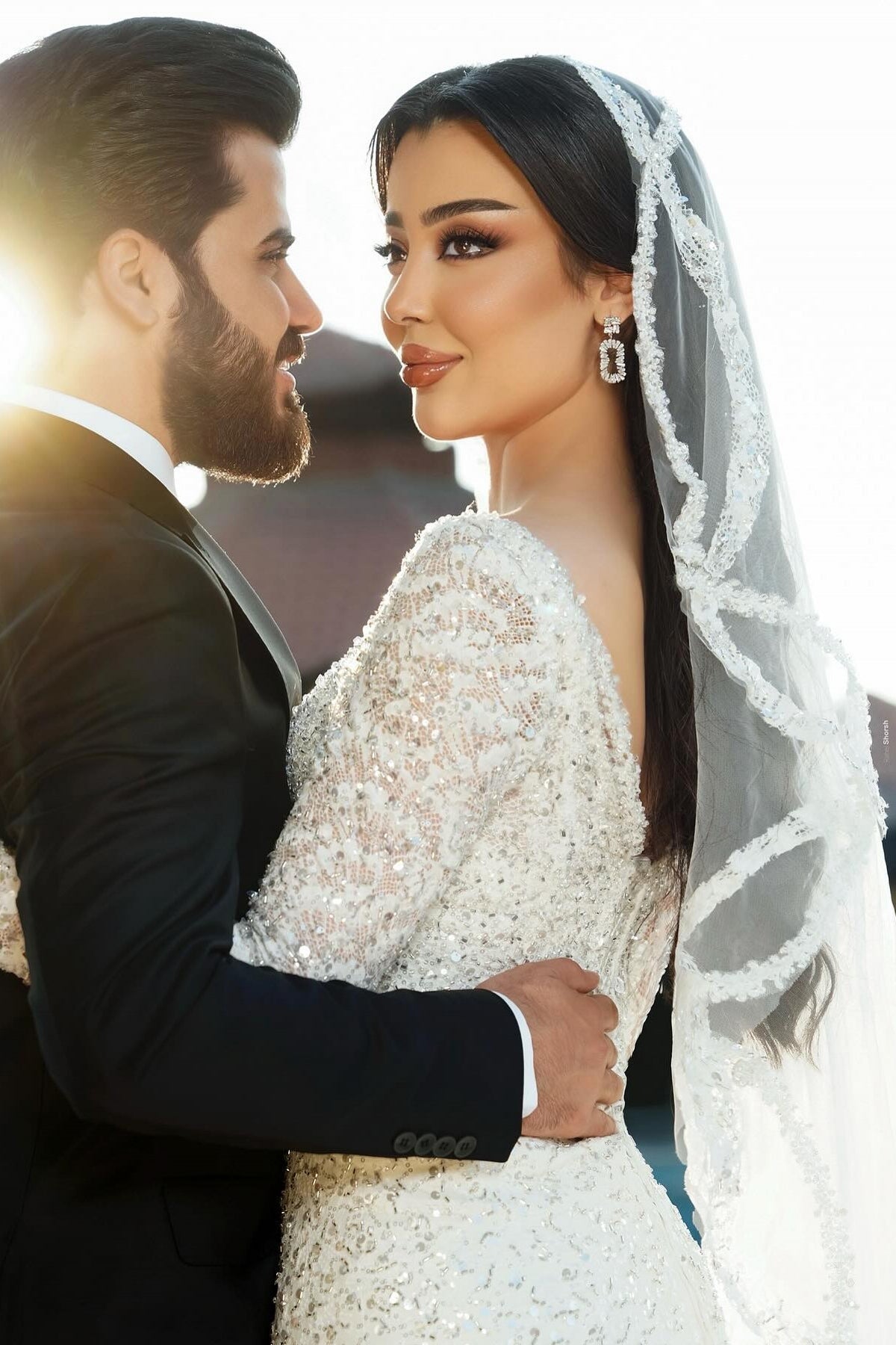 White Wedding Dress Mermaid Square Sleeves Sequined Lace Sweep Train Tulle Bridal Gown