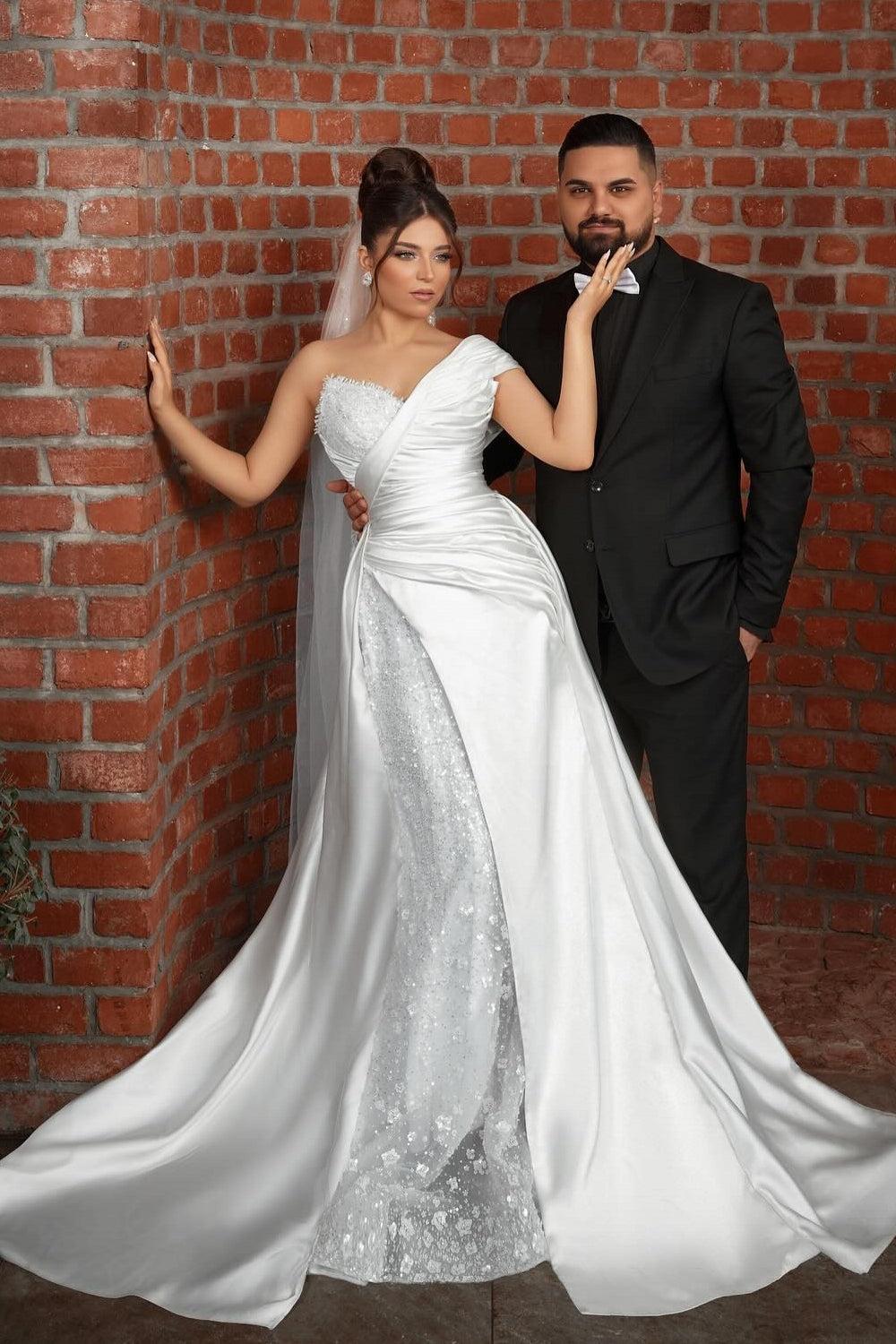 White Wedding Dress Mermaid Sweetheart One Shoulder Sleeveless Sequined Lace Panel Train Satin Bridal Gown