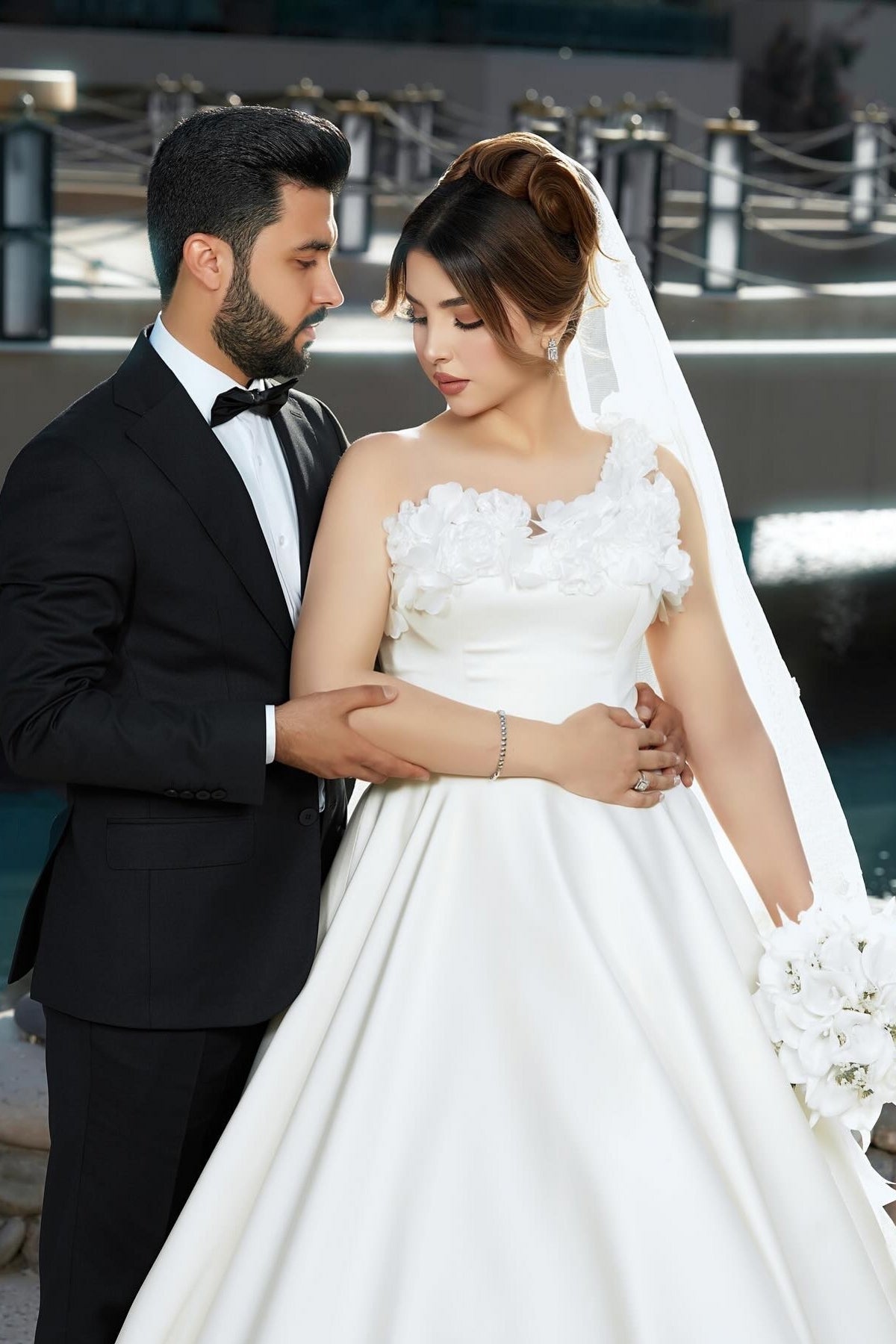 White Wedding Dress One Shoulder Sleeveless Sweep Train Ball Gown Satin Bridal Gown With 3D Flowers