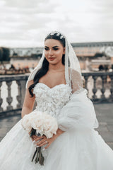 White Wedding Dress Sweetheart Spaghetti Strap Sequined Ball Gown Tulle Bridal Gown With Appliques