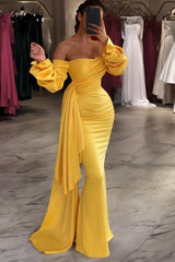 Yellow Sheath/Column Prom Dress Off the Shoulder Evening Dress with Panel Train