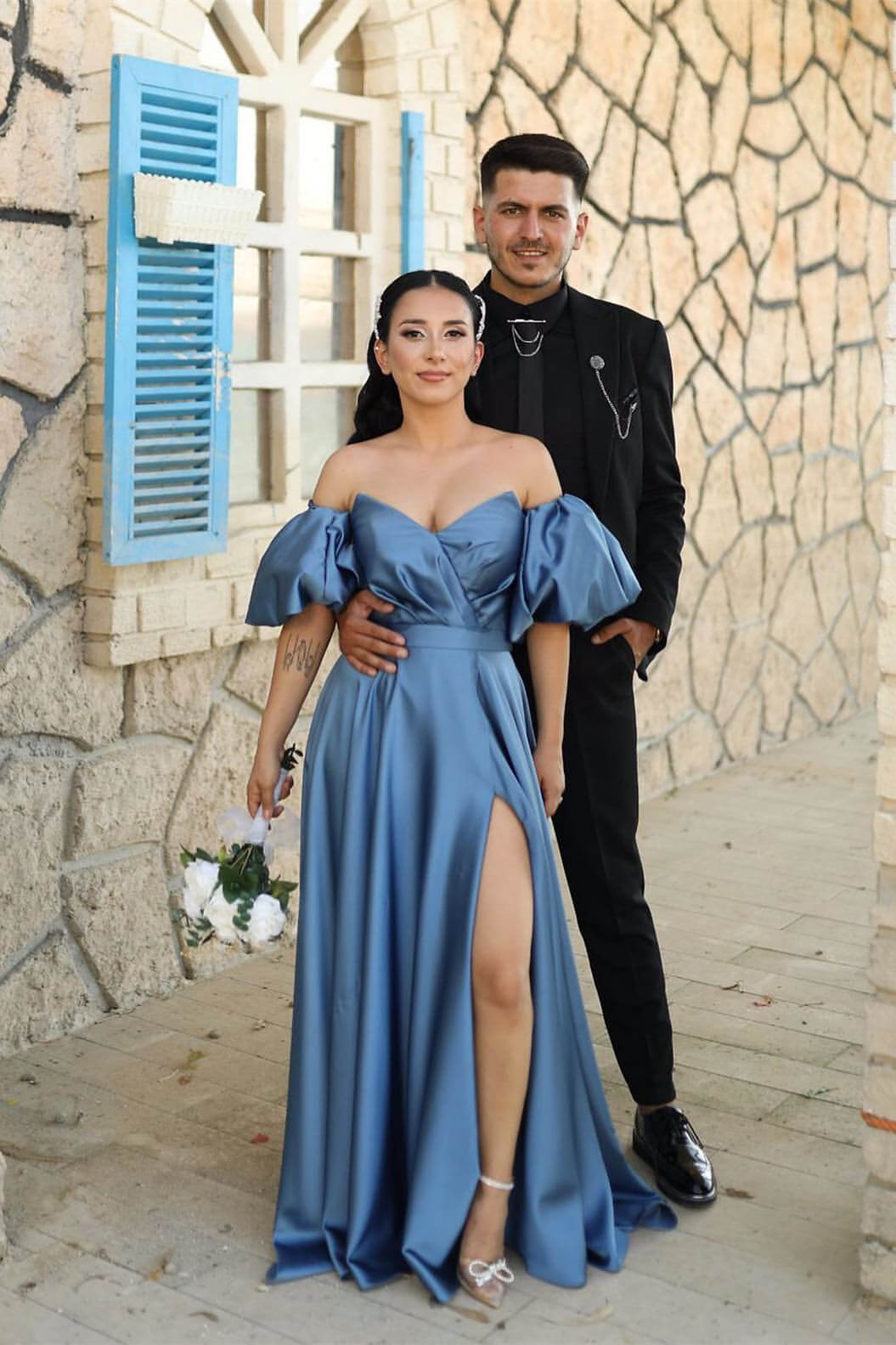 Dusty Blue Sweetheart Off-The-Shoulder Puff Sleeves Evening Dress with Front Split