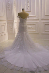 Amazing White 3D Lace Appliques Off The Shoulder Mermaid Tulle Wedding Dress