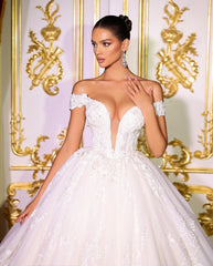 Fabulous Wedding Dress Ball Gown Off The Shoulder Bridal Dress with Lace Appliques