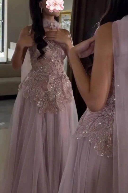 Stunning Pink Prom Dress Beaded Lace Appliqued Corset Tulle Evening Dress with Watteau Train