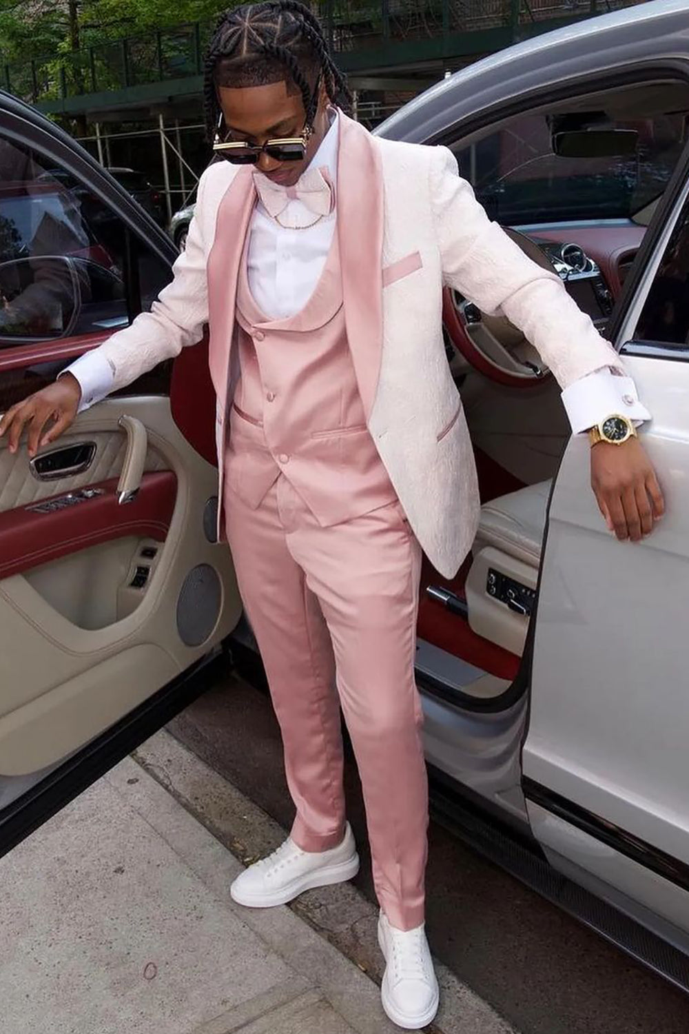 Charming Light Pink Shawl Lapel 3-Piece Men's Prom Suit