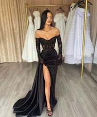 Charming Long Black Off The Shoulder Lace Mermaid Long Sleeves Prom Dress Long Slit