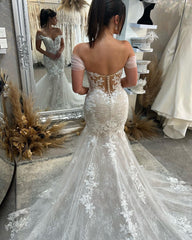 Chic Wedding Dress Off The Shoulder Lace Mermaid Appliques Bridal Dress