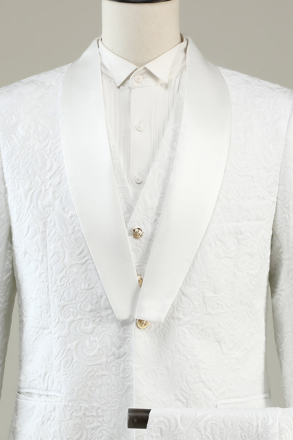 Classy White Jacquard Shawl Lapel 3-Piece Prom Suit